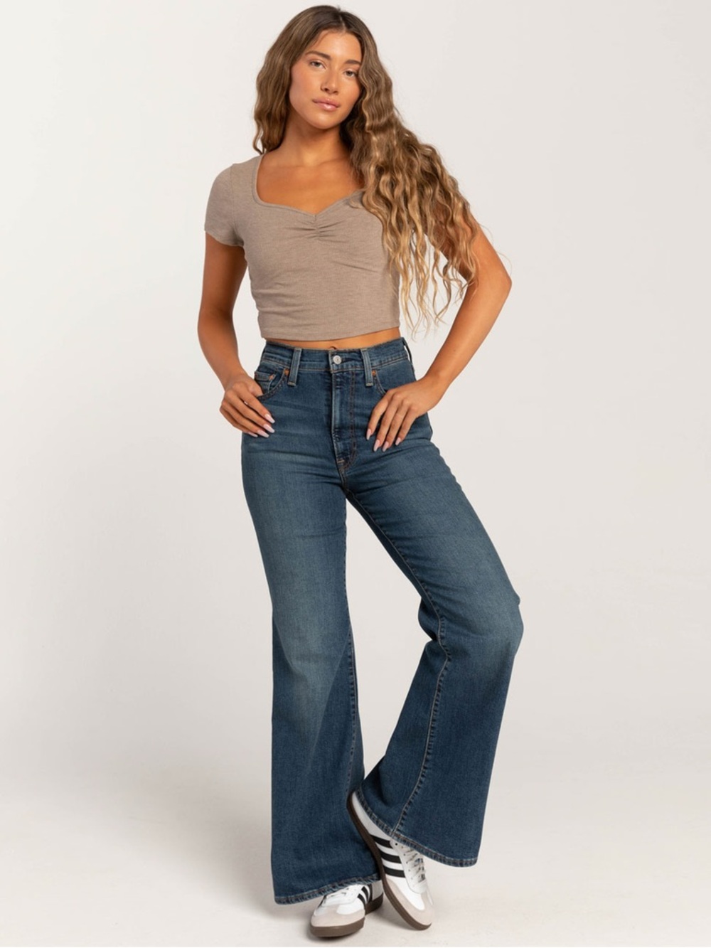 Levi’s Ribcage Bell Flare Jeans A New York Moment Stretch High Rise Size 27 Boho
